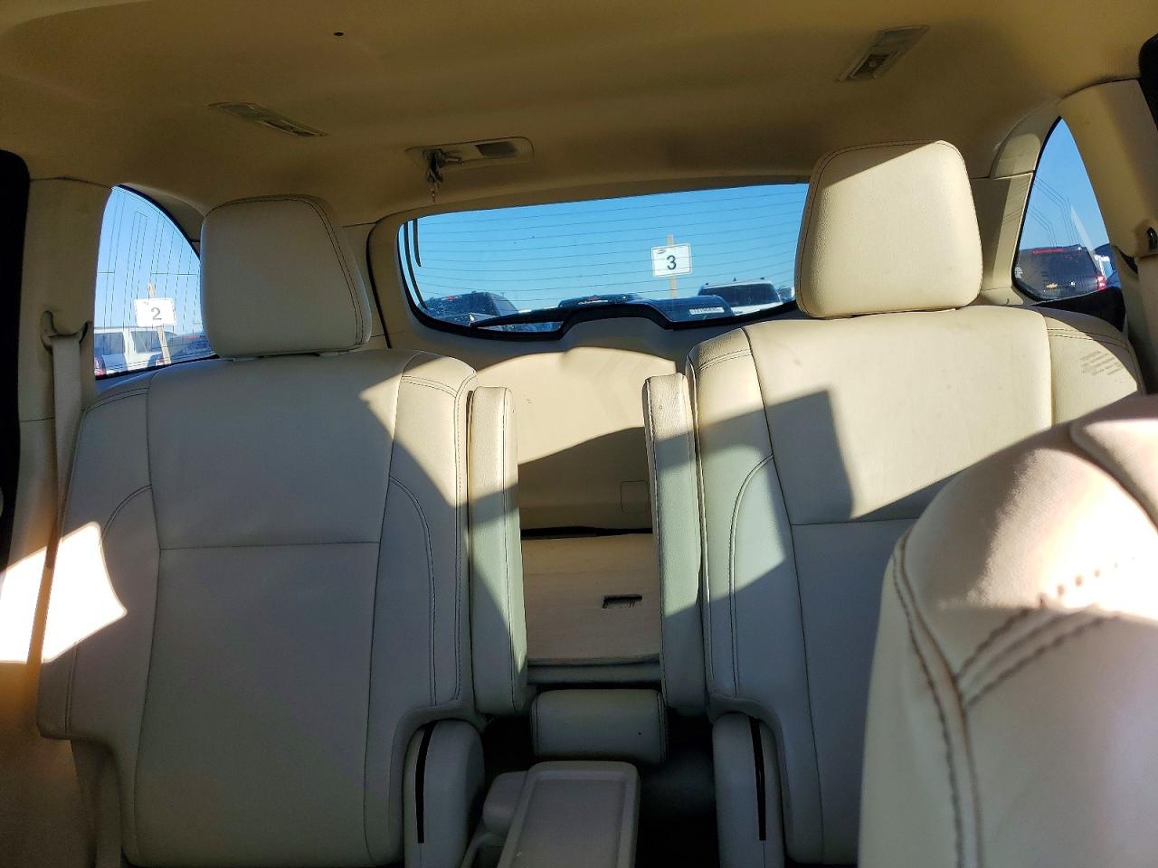 2018 TOYOTA HIGHLANDER SE photo 10