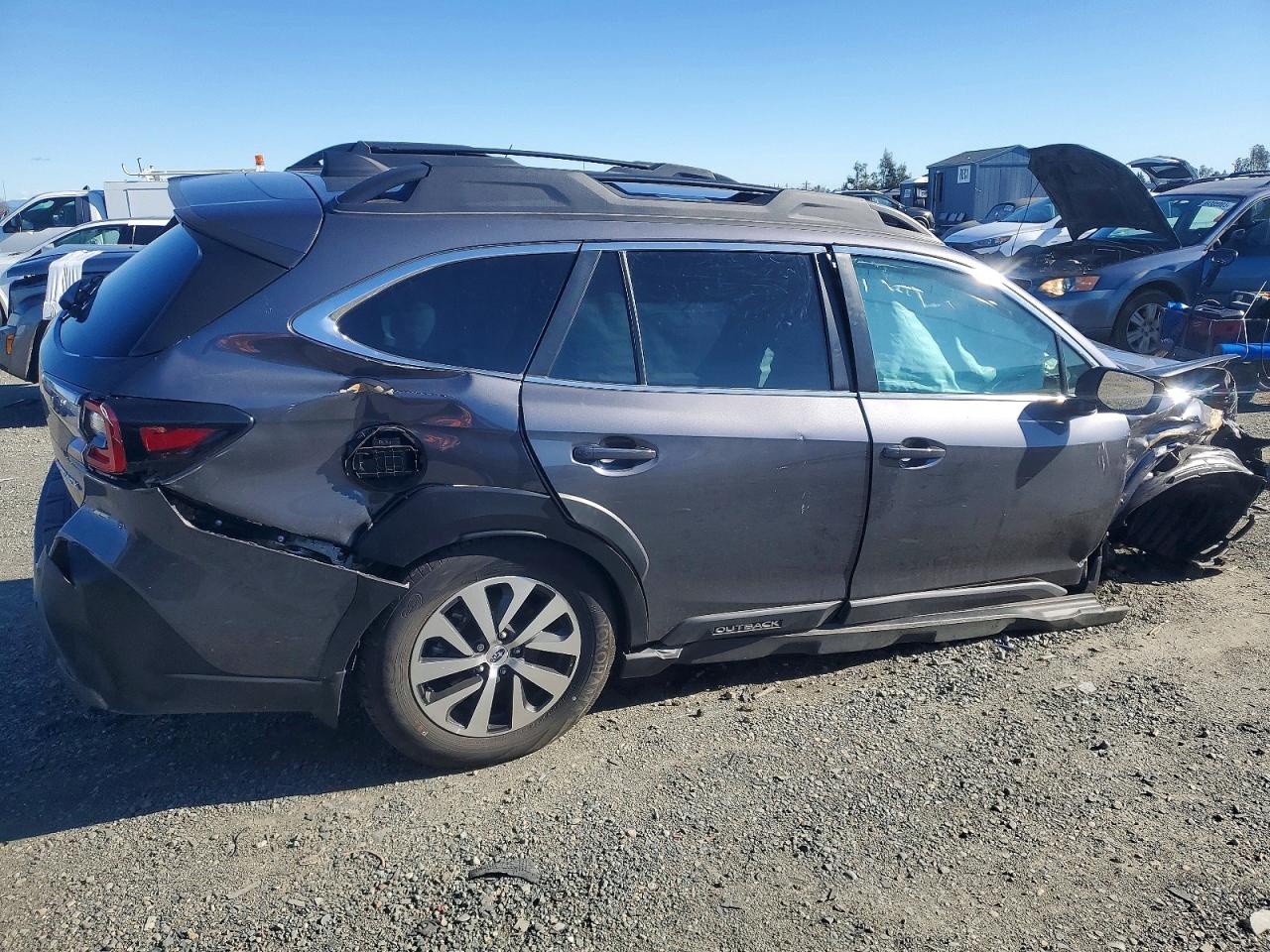 2025 SUBARU OUTBACK PREMIUM photo 3