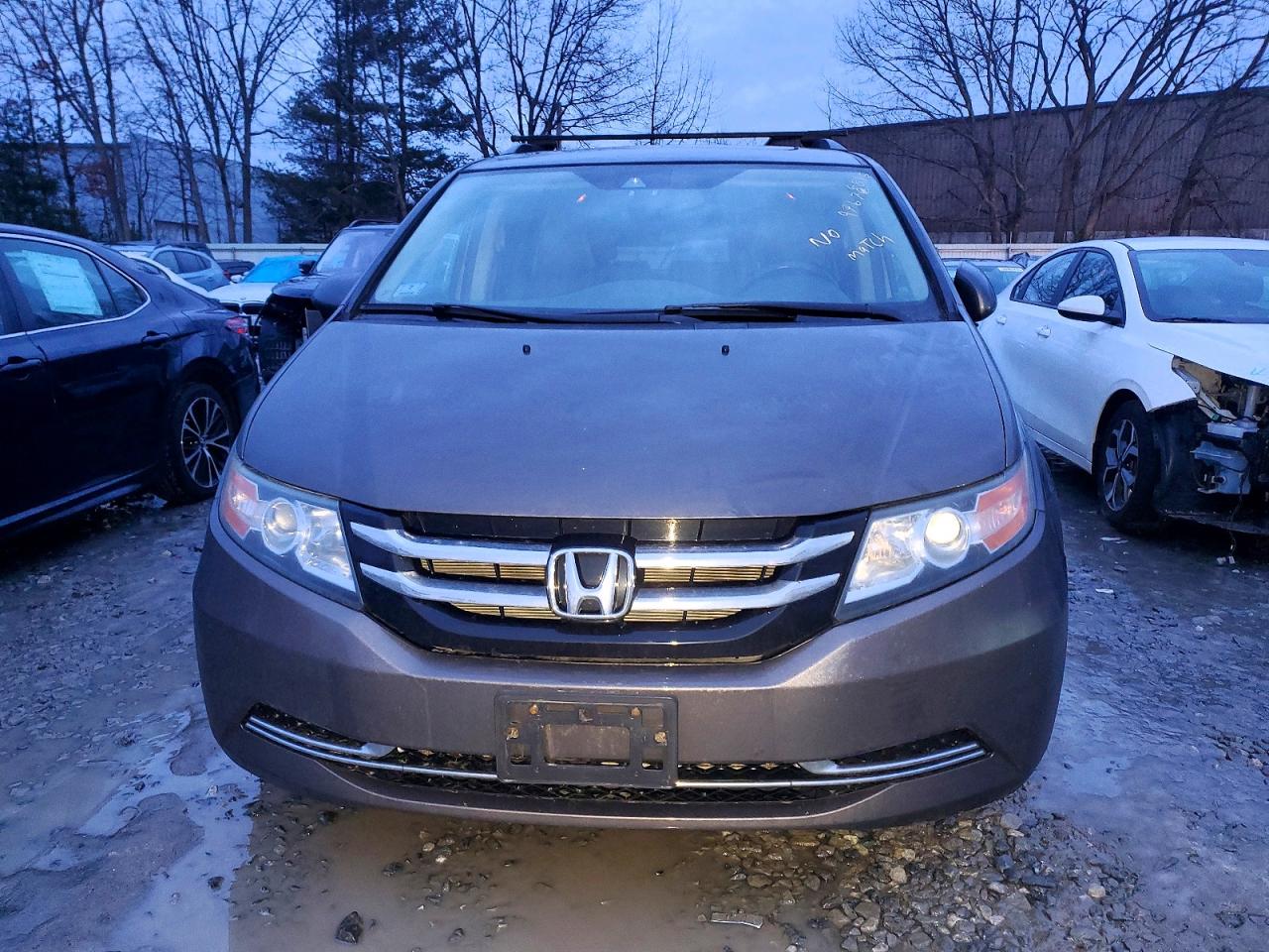 2016 HONDA ODYSSEY EXL photo 5