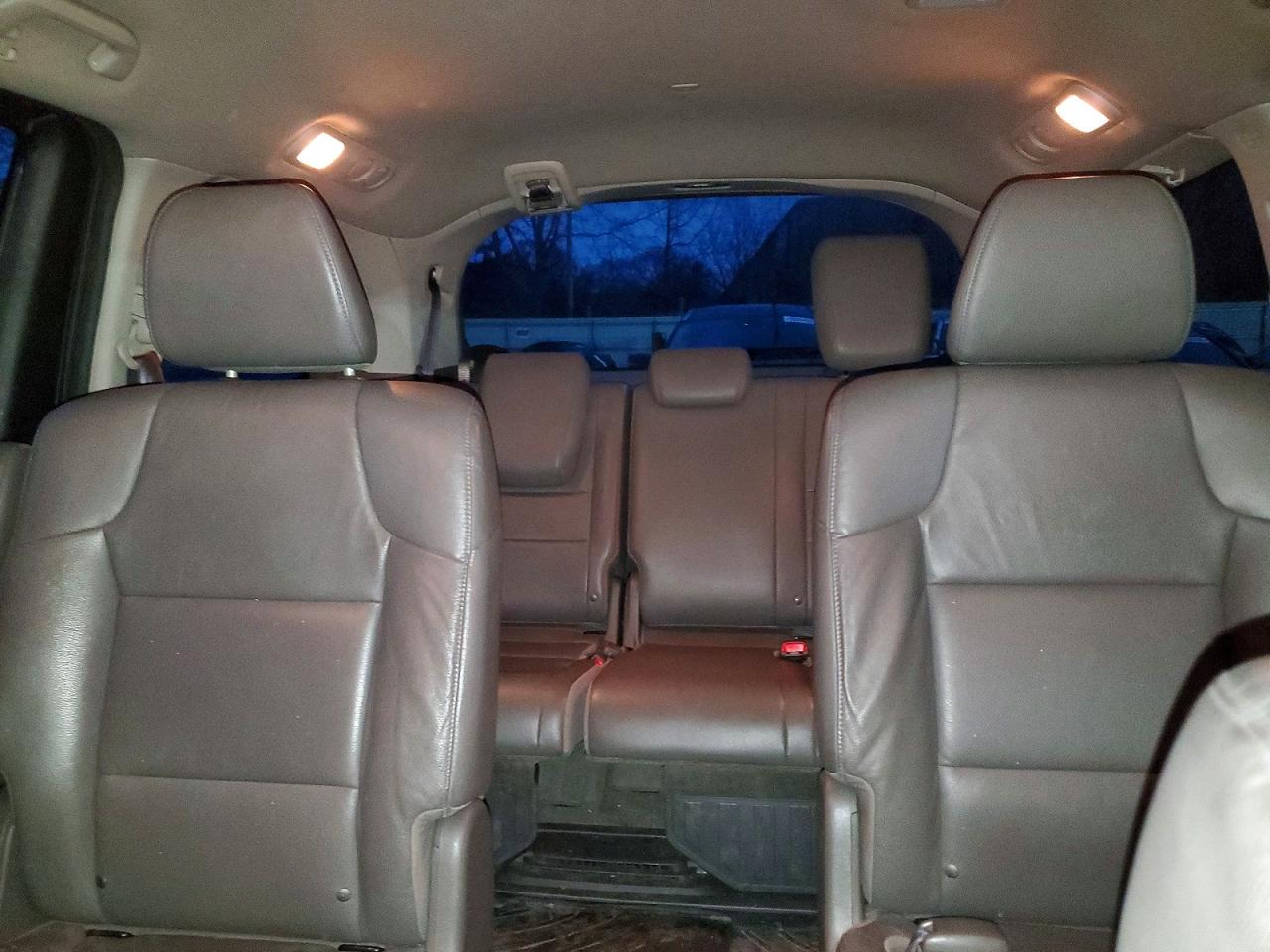 2016 HONDA ODYSSEY EXL photo 10