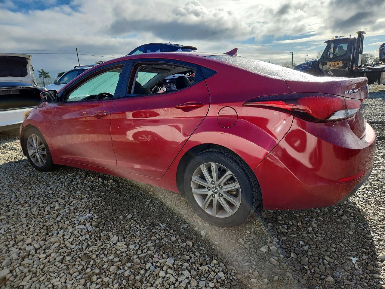2015 HYUNDAI ELANTRA SE photo 3