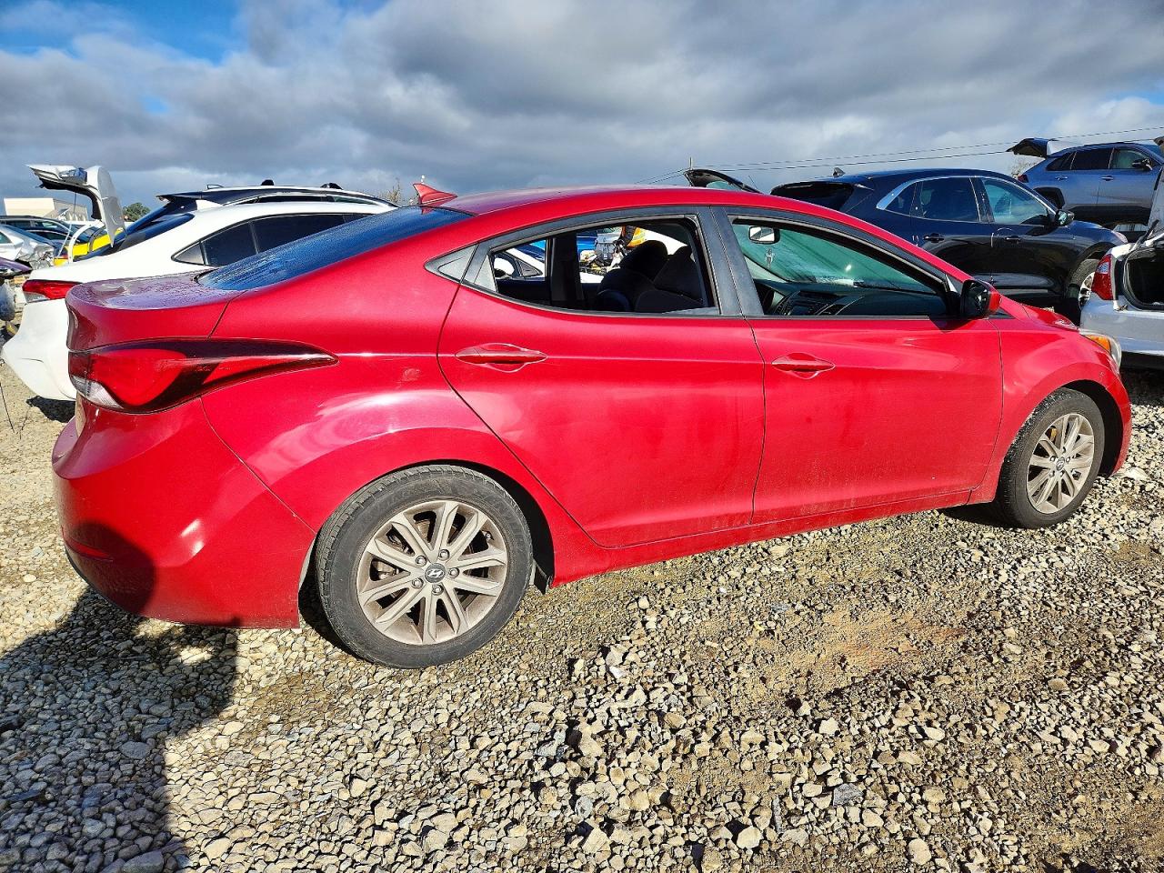 2015 HYUNDAI ELANTRA SE photo 5