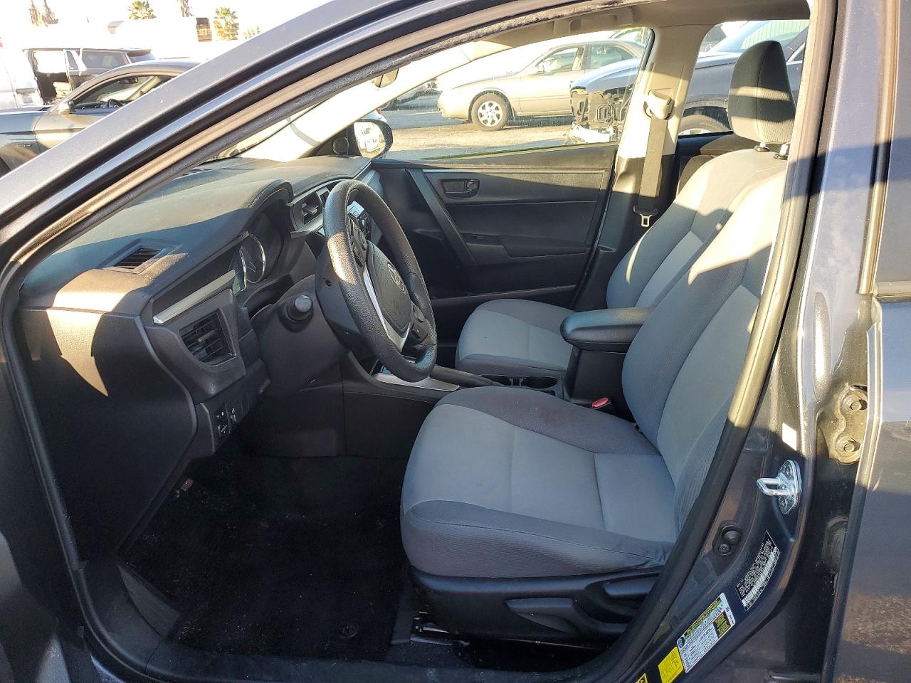 2016 TOYOTA COROLLA L photo 7