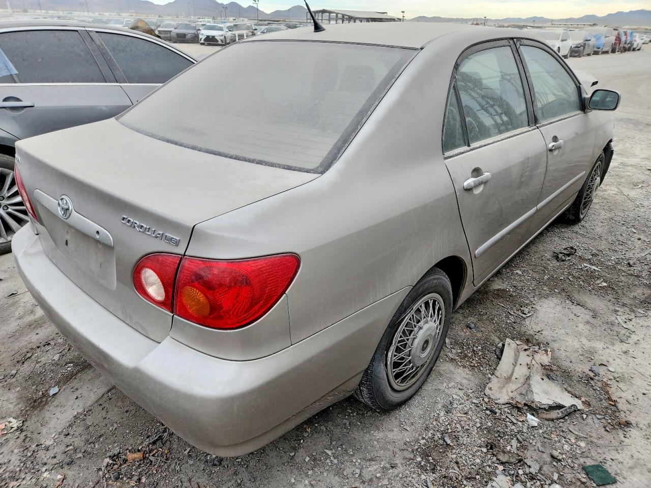 2003 TOYOTA COROLLA CE photo 3