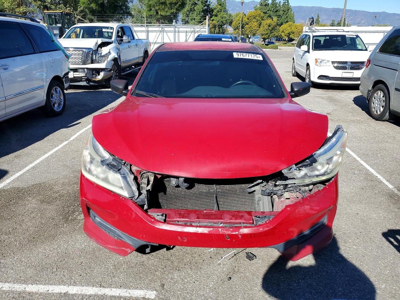2017 HONDA ACCORD SPORT photo 5
