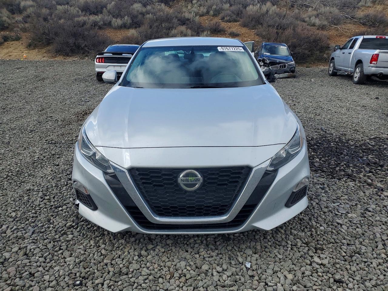 2019 NISSAN ALTIMA S photo 5