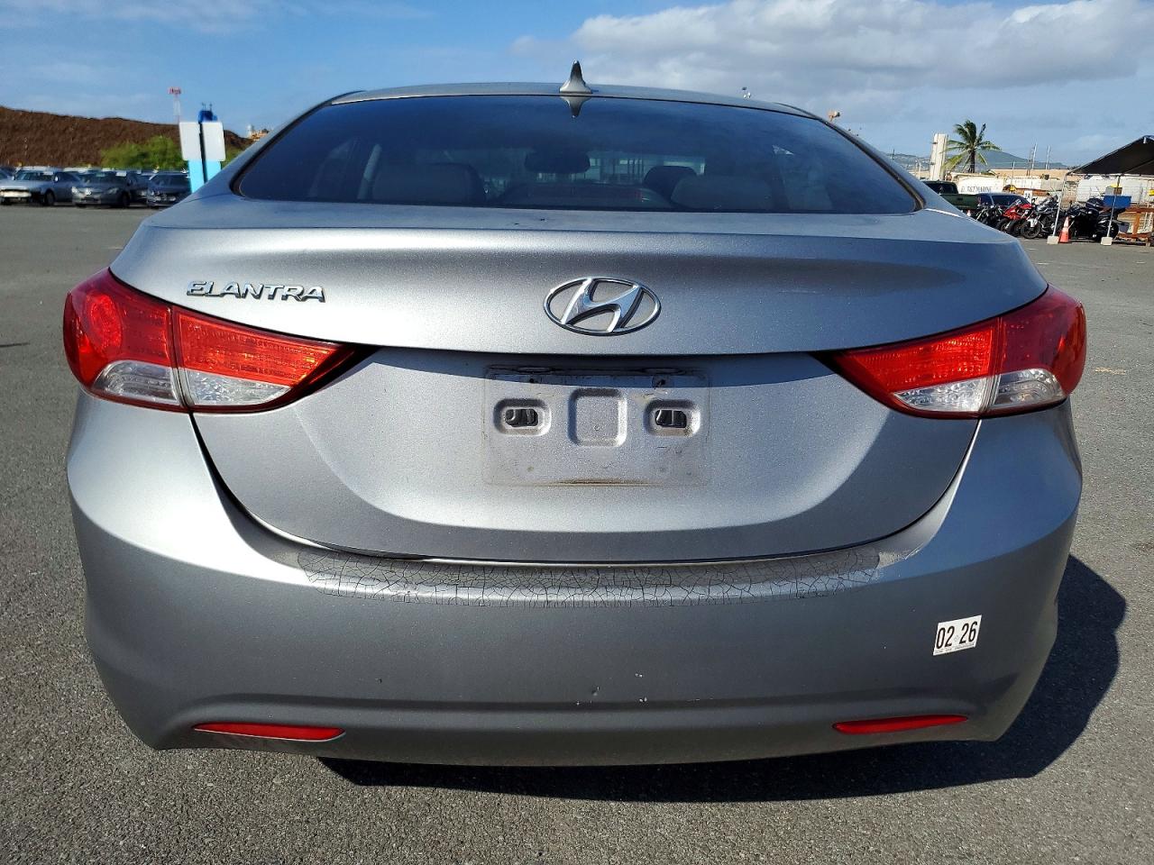 2013 HYUNDAI ELANTRA GLS photo 6