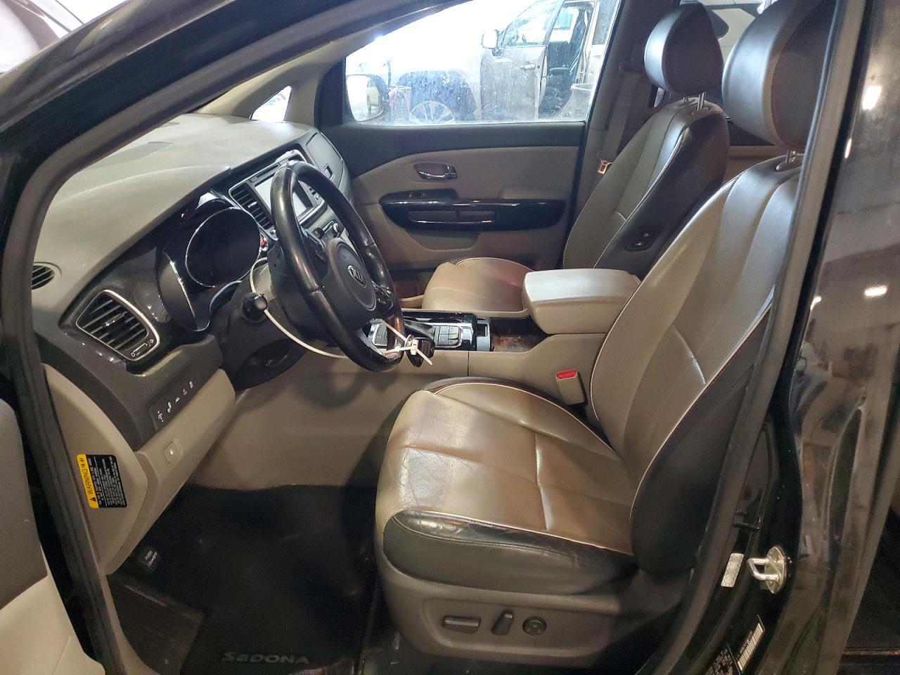 2018 KIA SEDONA EX photo 7