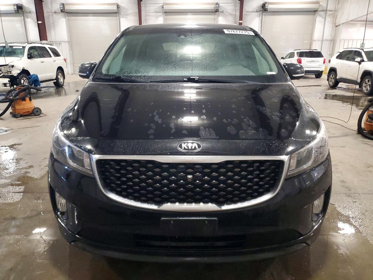 2018 KIA SEDONA EX photo 5