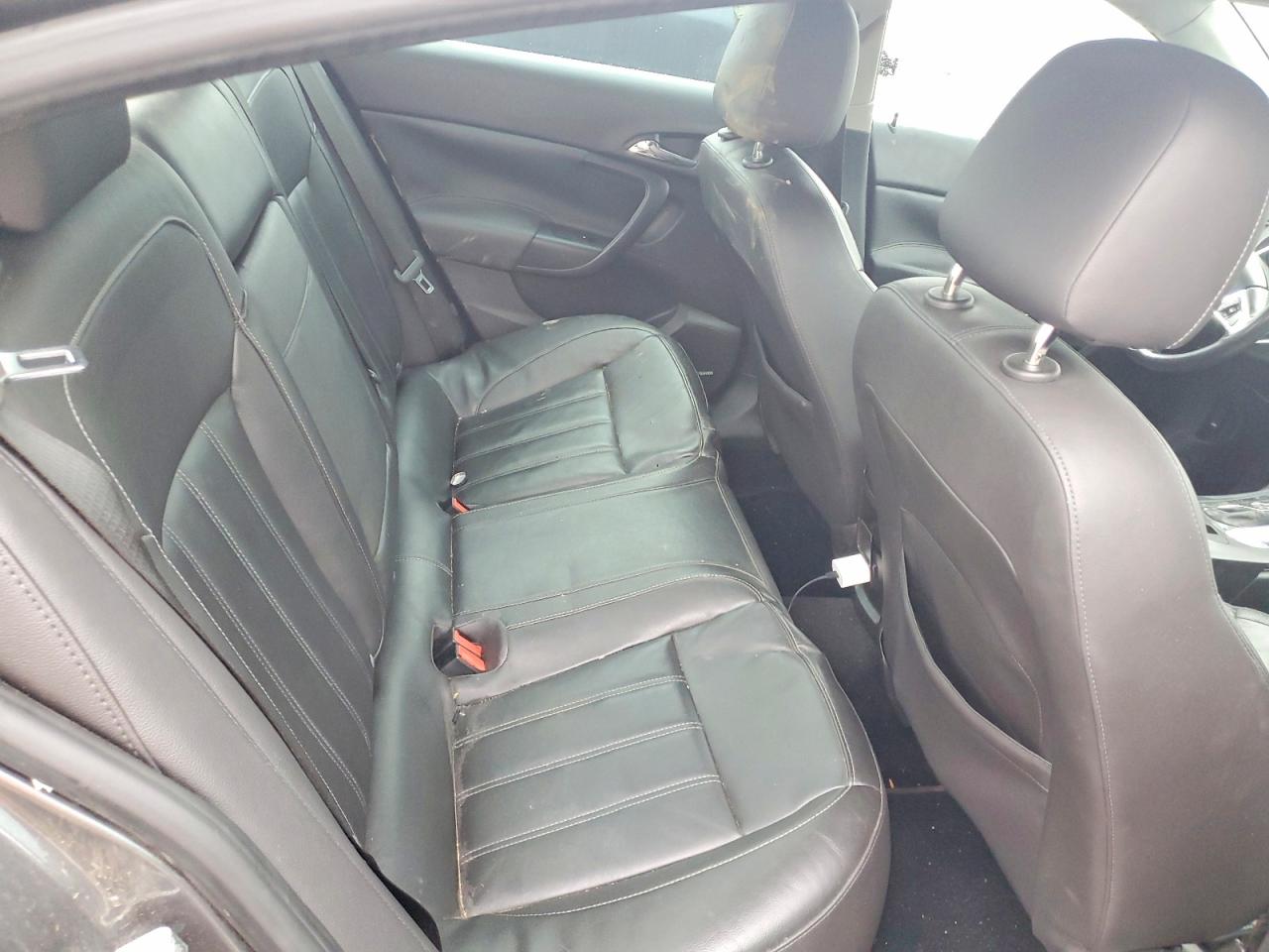 2011 BUICK REGAL CXL photo 10