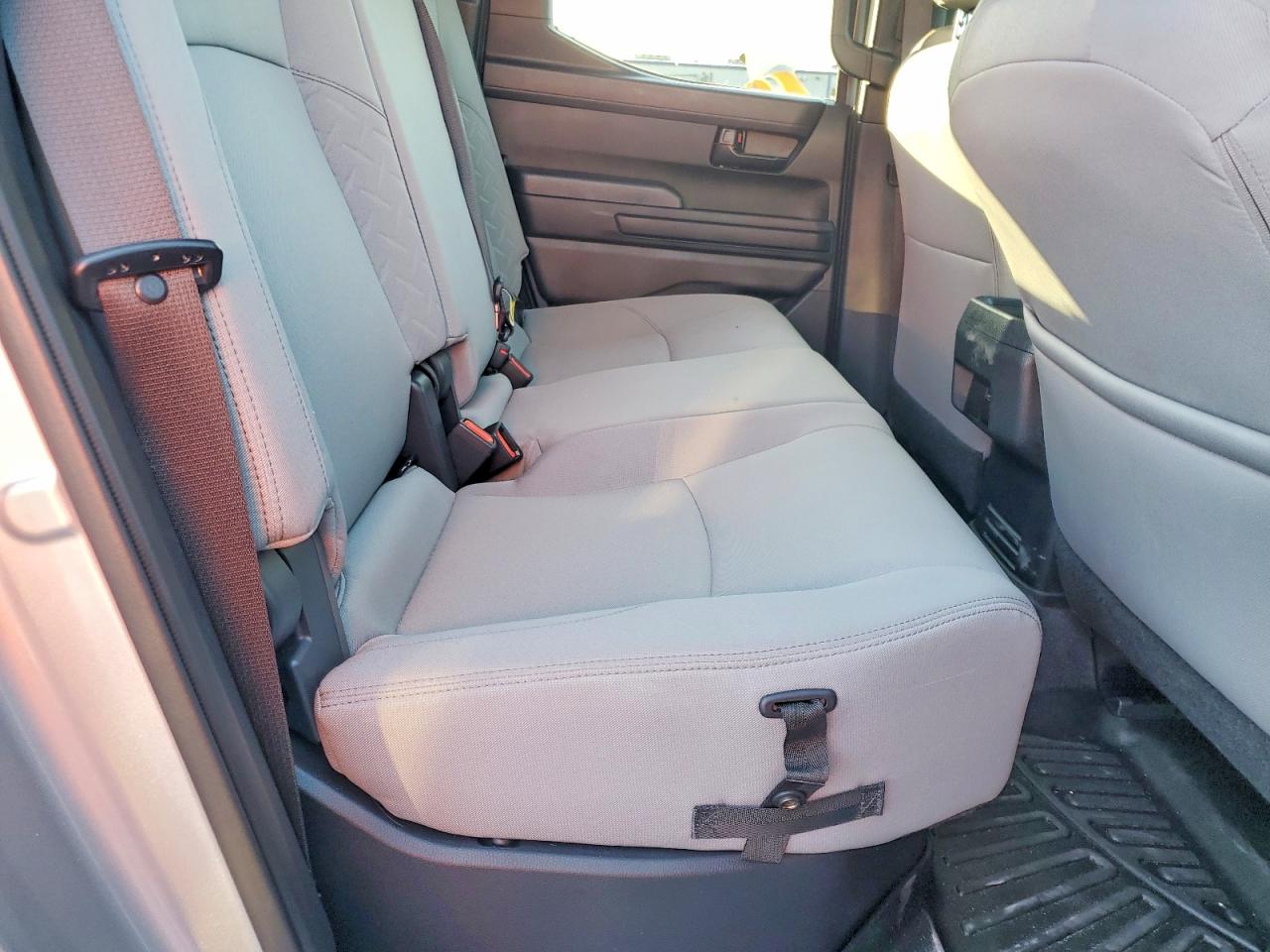 2024 TOYOTA TACOMA SR5 photo 10