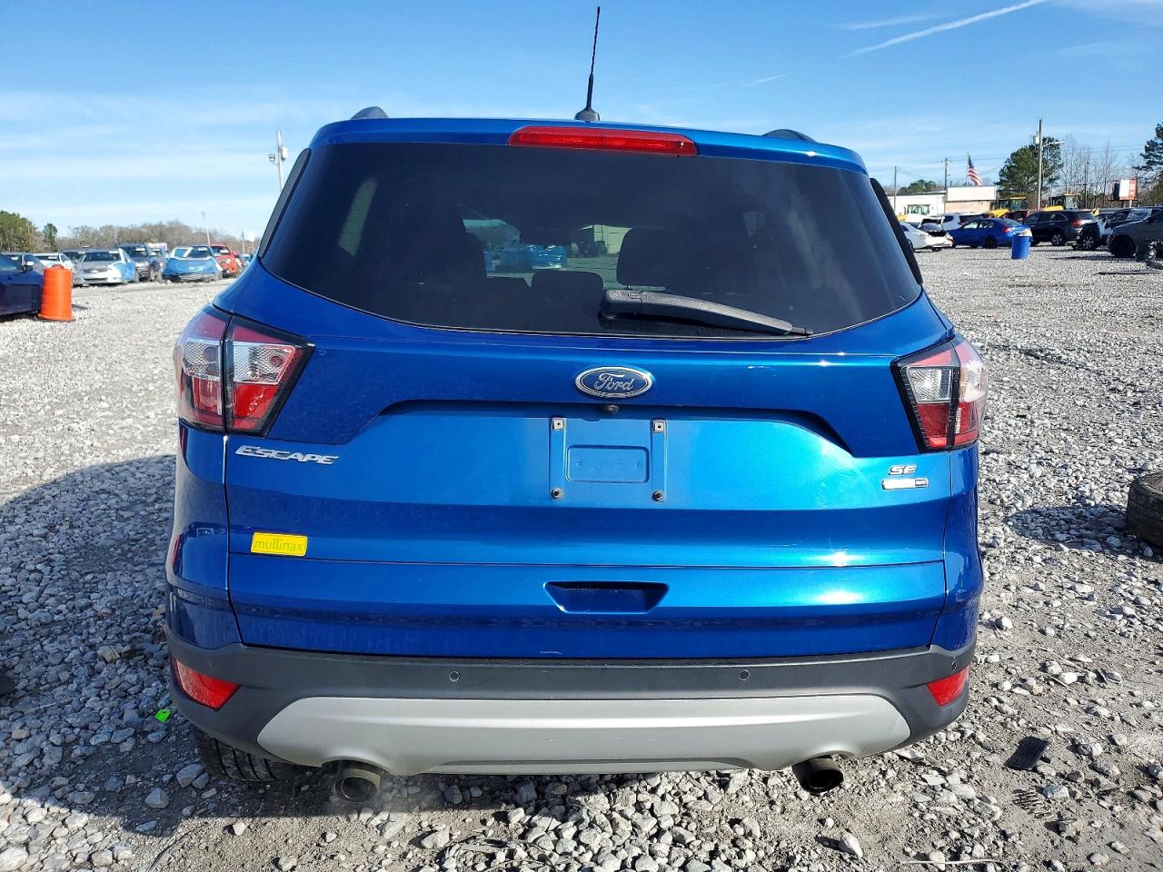 2017 FORD ESCAPE SE photo 6