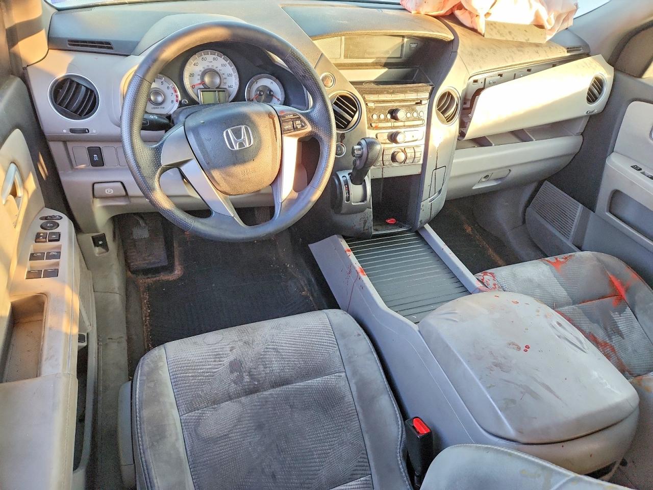 2012 HONDA PILOT LX photo 8