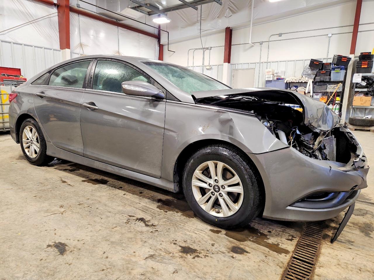 2014 HYUNDAI SONATA GLS photo 4