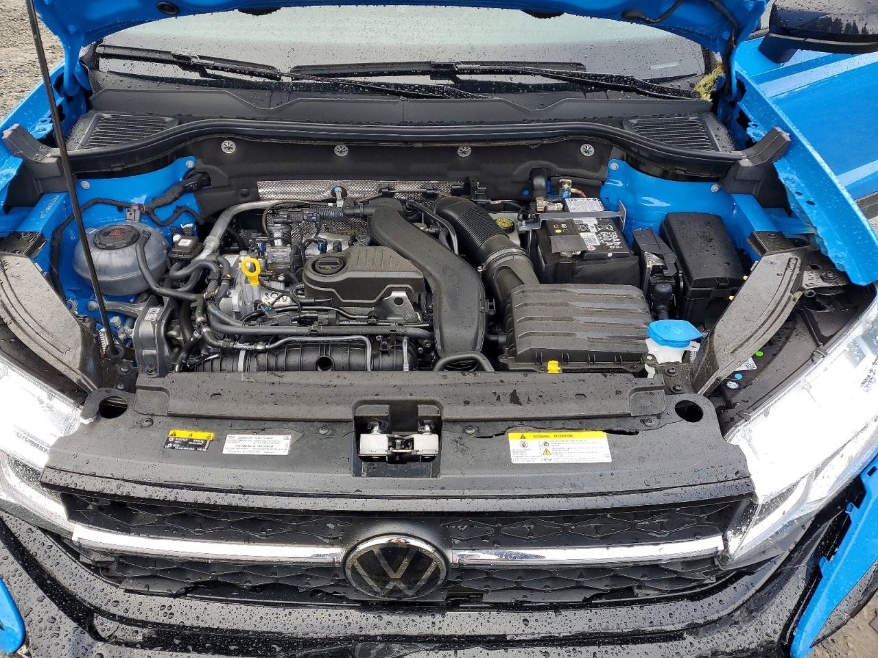 2024 VOLKSWAGEN TAOS SE photo 11