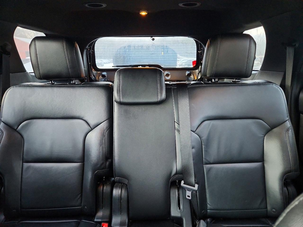 2017 FORD EXPLORER XLT photo 10