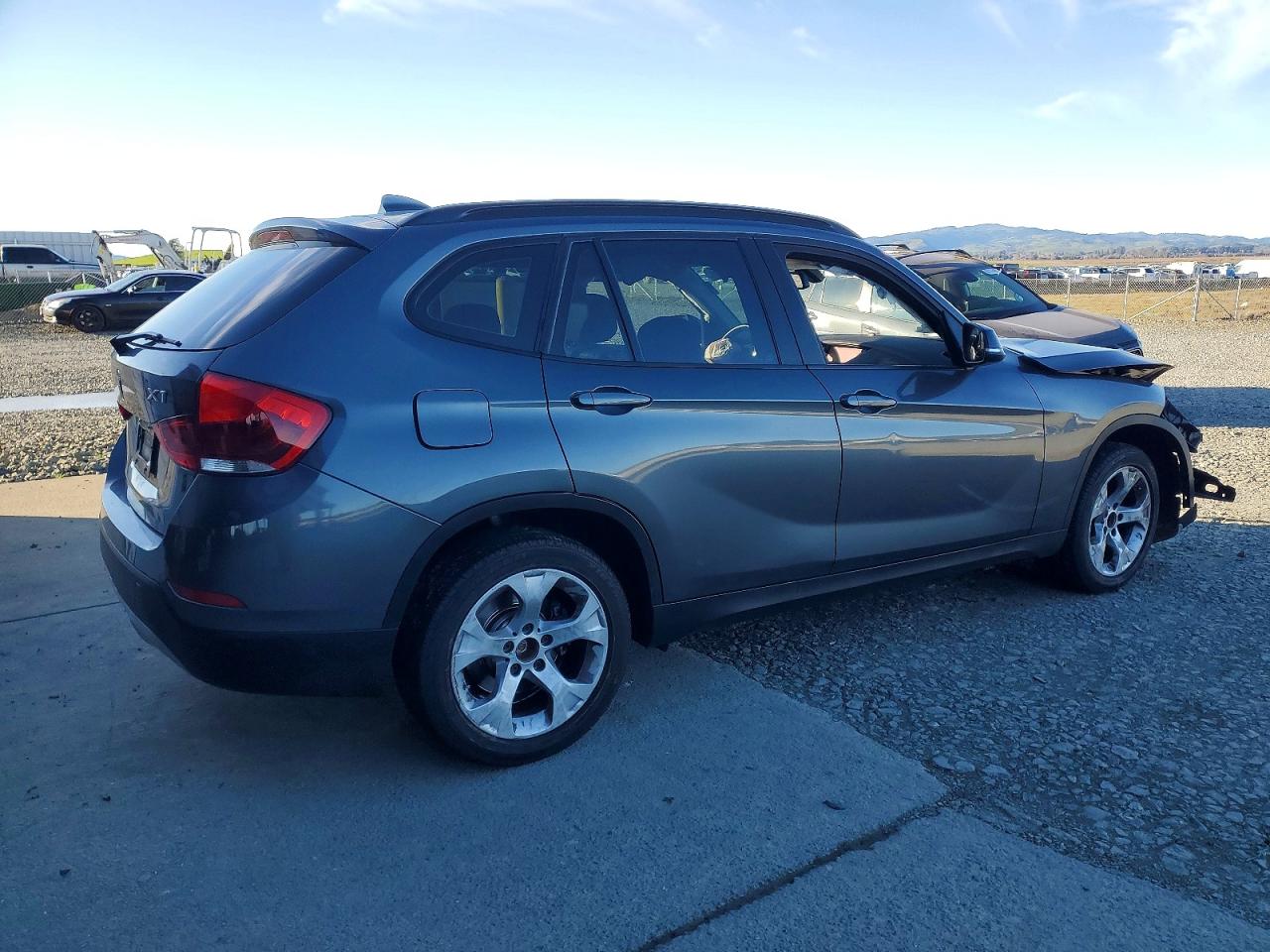 2015 BMW X1 SDRIVE28I photo 3