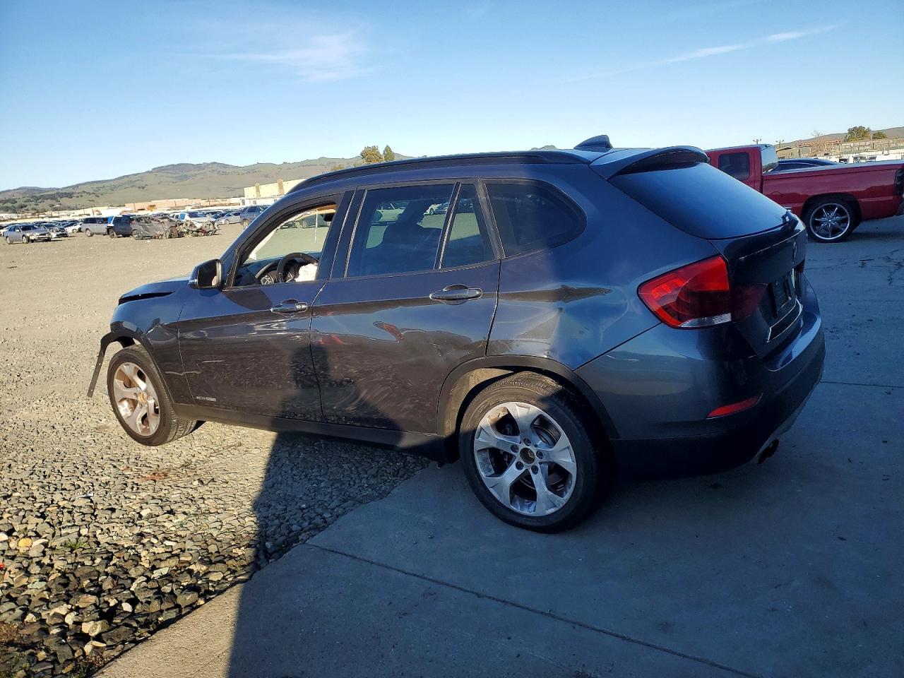 2015 BMW X1 SDRIVE28I photo 2