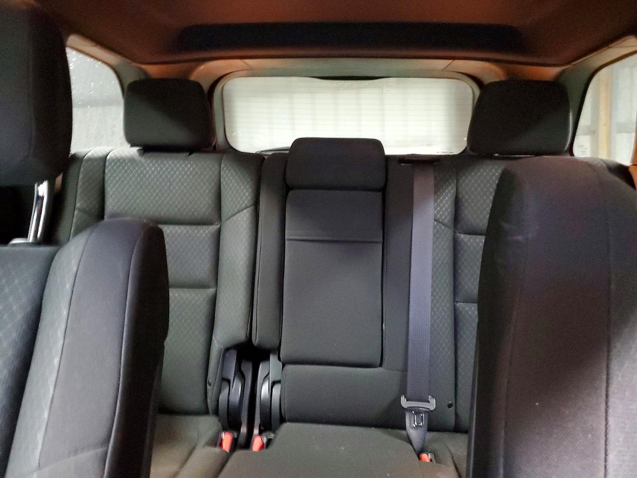 2022 JEEP GRAND CHEROKEE LAREDO E photo 2