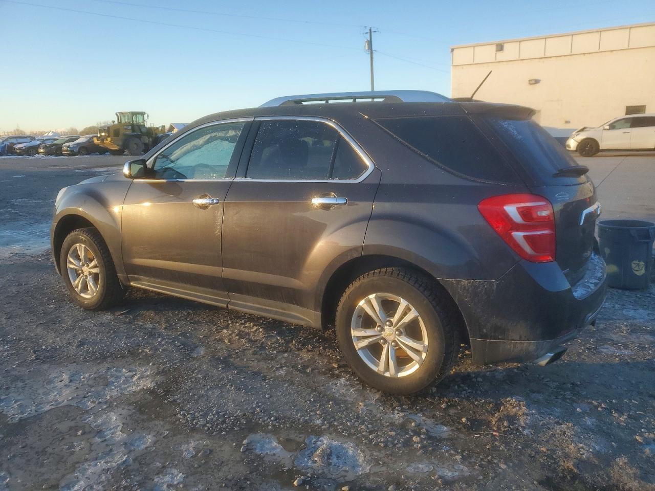 2016 CHEVROLET EQUINOX LTZ photo 2
