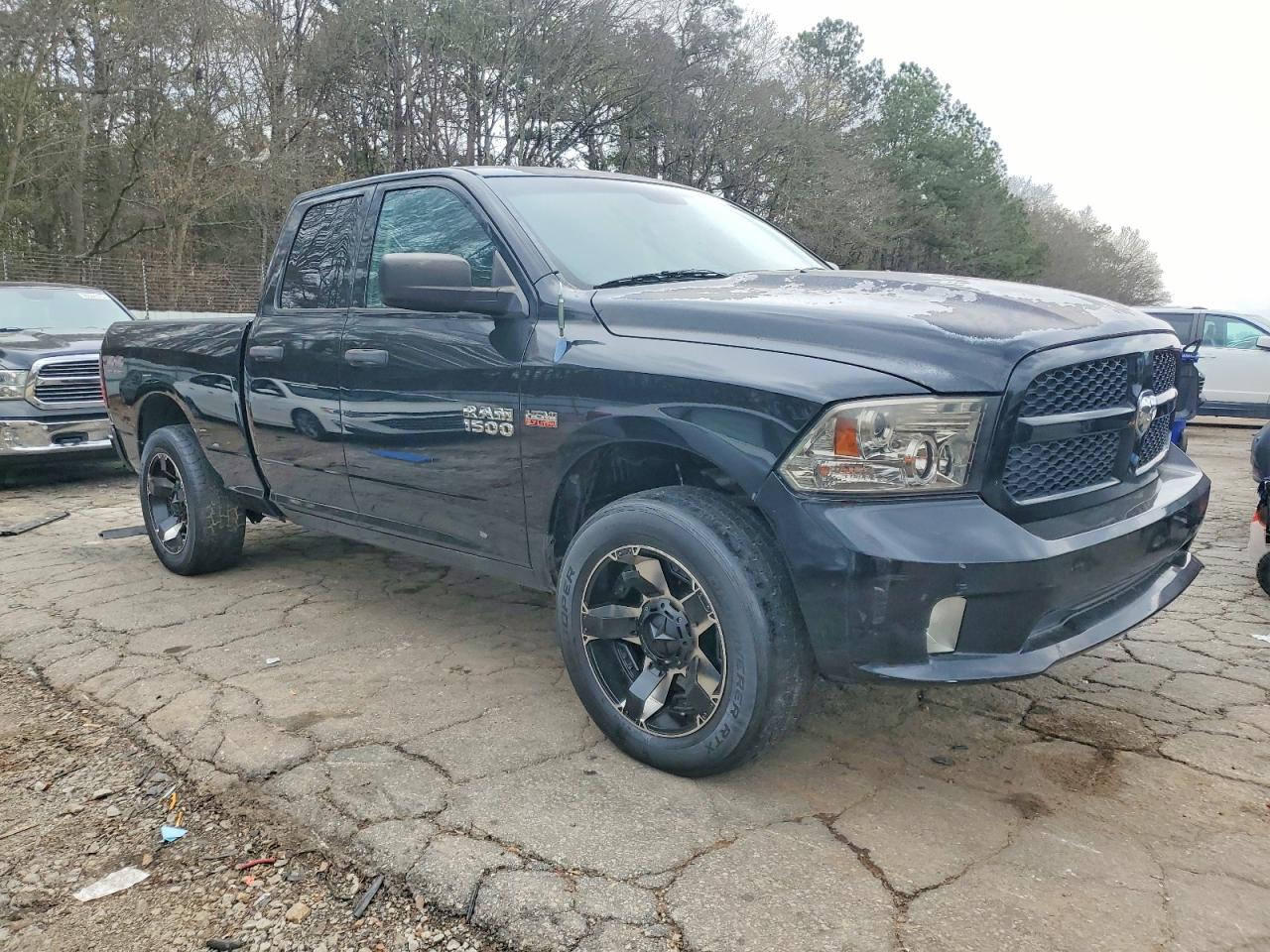 2013 RAM 1500 ST photo 4