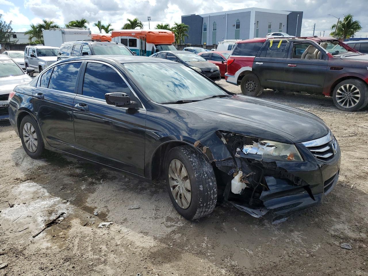 2012 HONDA ACCORD LX photo 4
