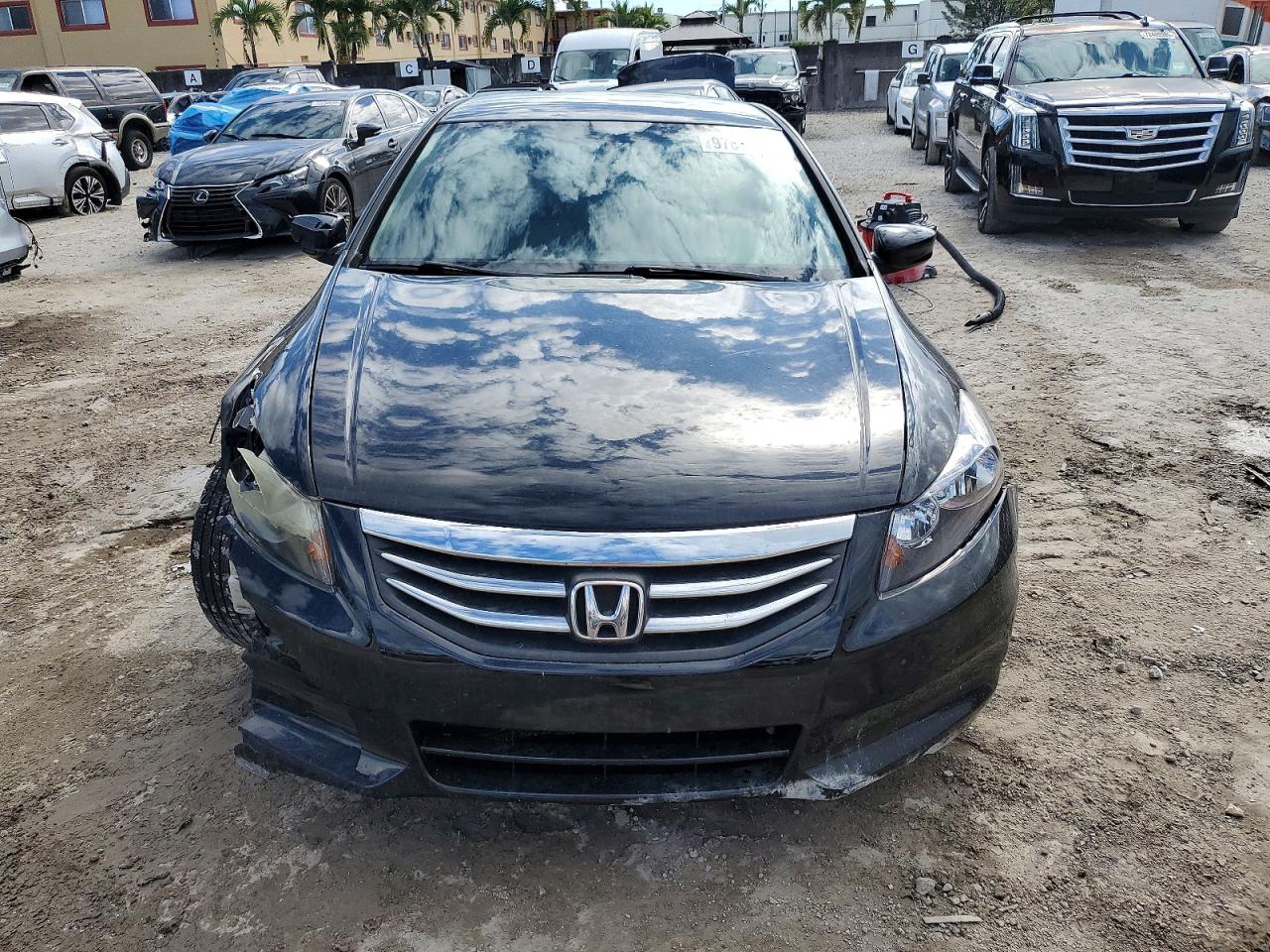 2012 HONDA ACCORD LX photo 5