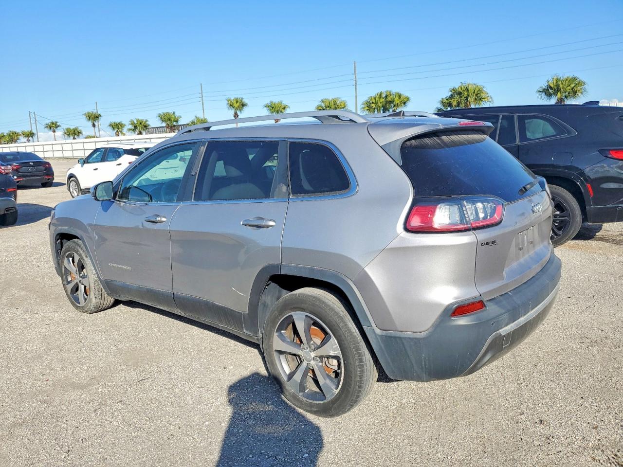 2019 JEEP CHEROKEE LIMITED photo 2