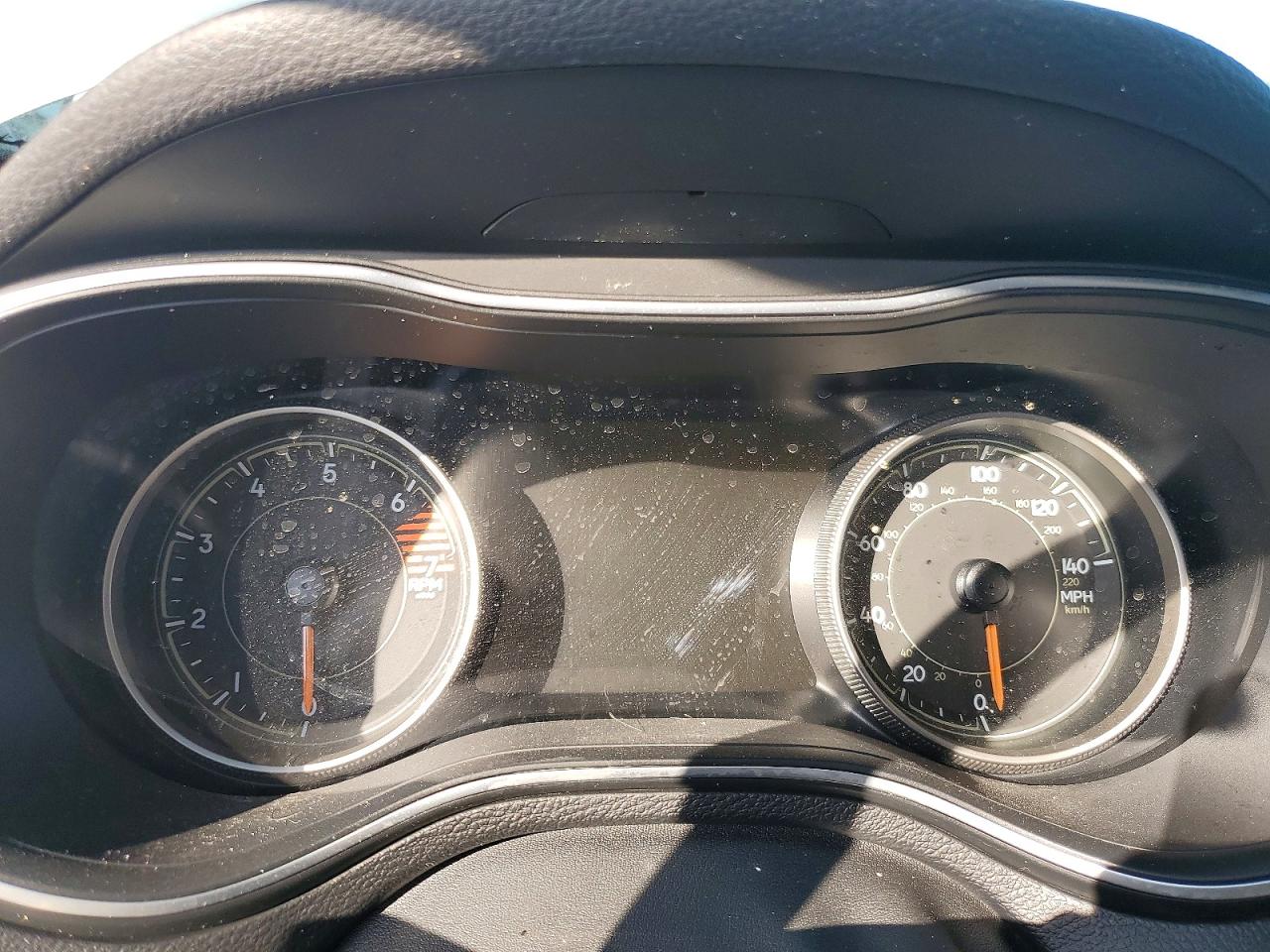 2019 JEEP CHEROKEE LIMITED photo 9