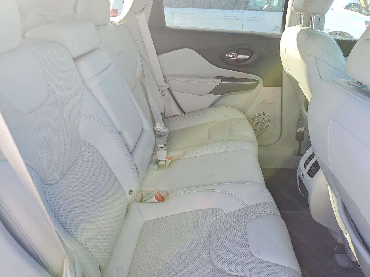 2019 JEEP CHEROKEE LIMITED photo 10