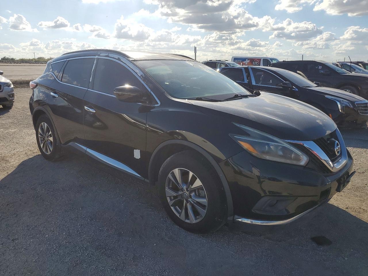 2018 NISSAN MURANO S photo 4