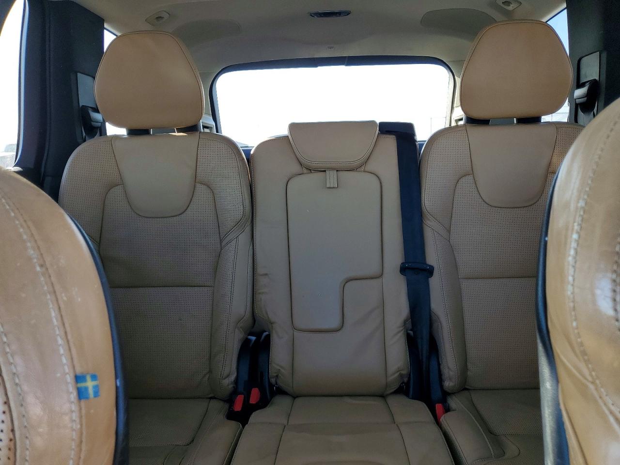 2016 VOLVO XC90 T6 photo 10