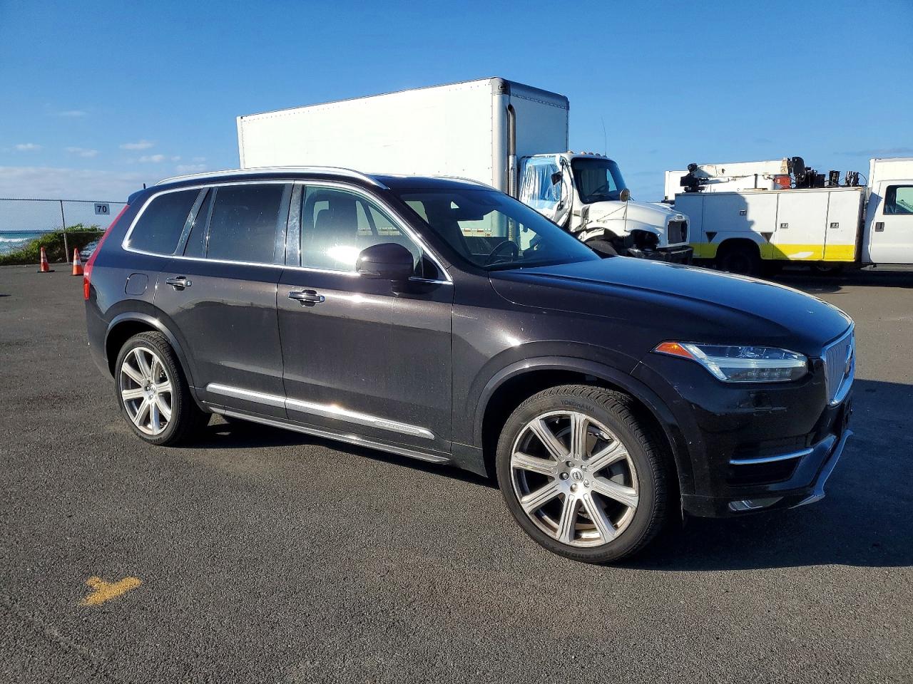 2016 VOLVO XC90 T6 photo 4