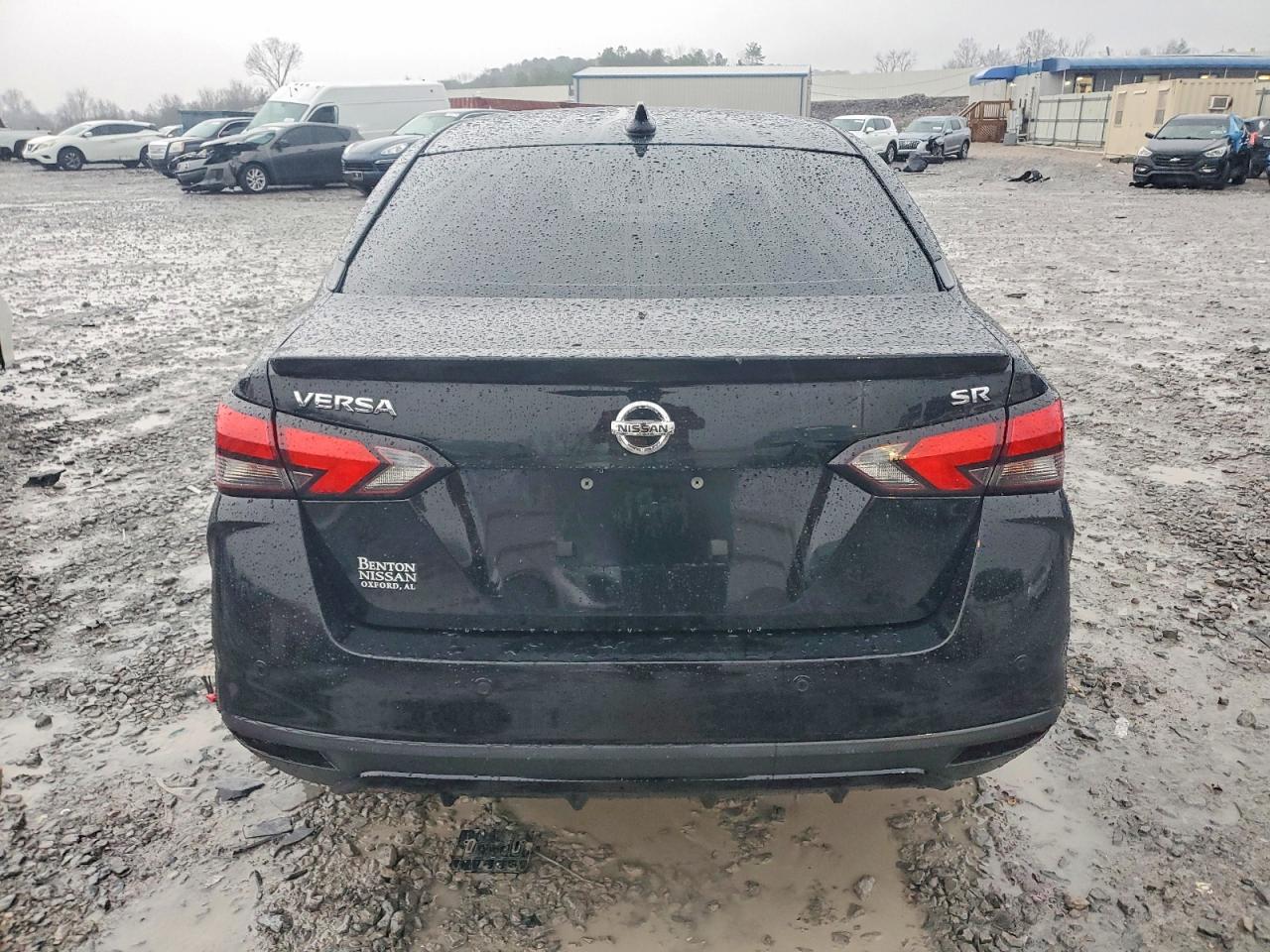2020 NISSAN VERSA SR photo 6