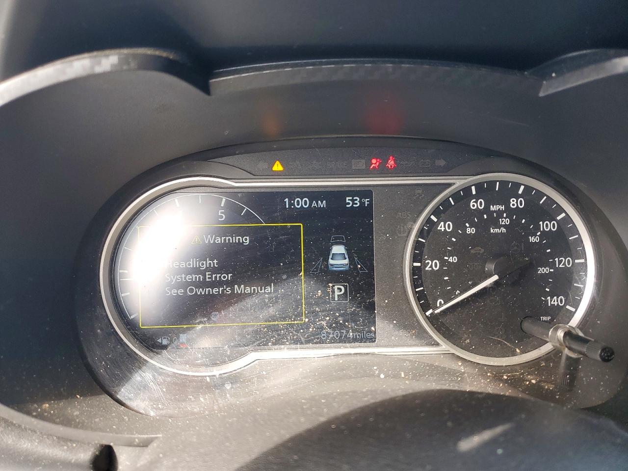 2020 NISSAN VERSA SR photo 9