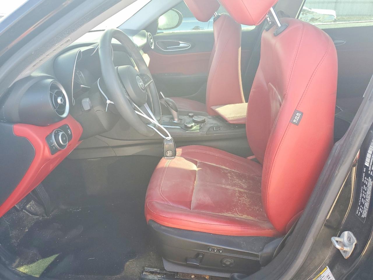 2019 ALFA ROMEO GIULIA photo 7