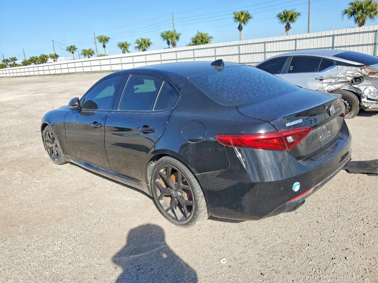 2019 ALFA ROMEO GIULIA photo 2