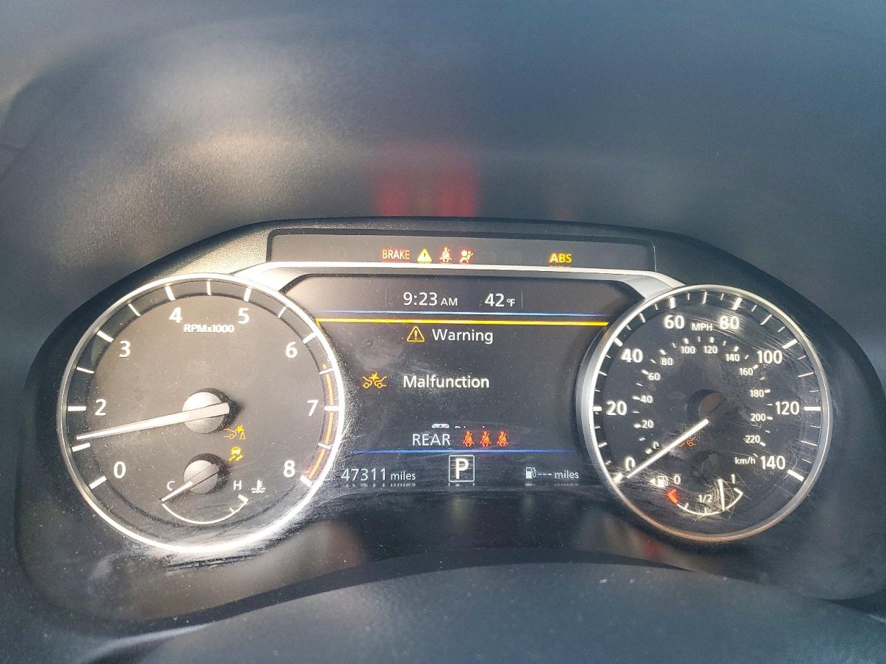 2025 NISSAN ALTIMA SV photo 9