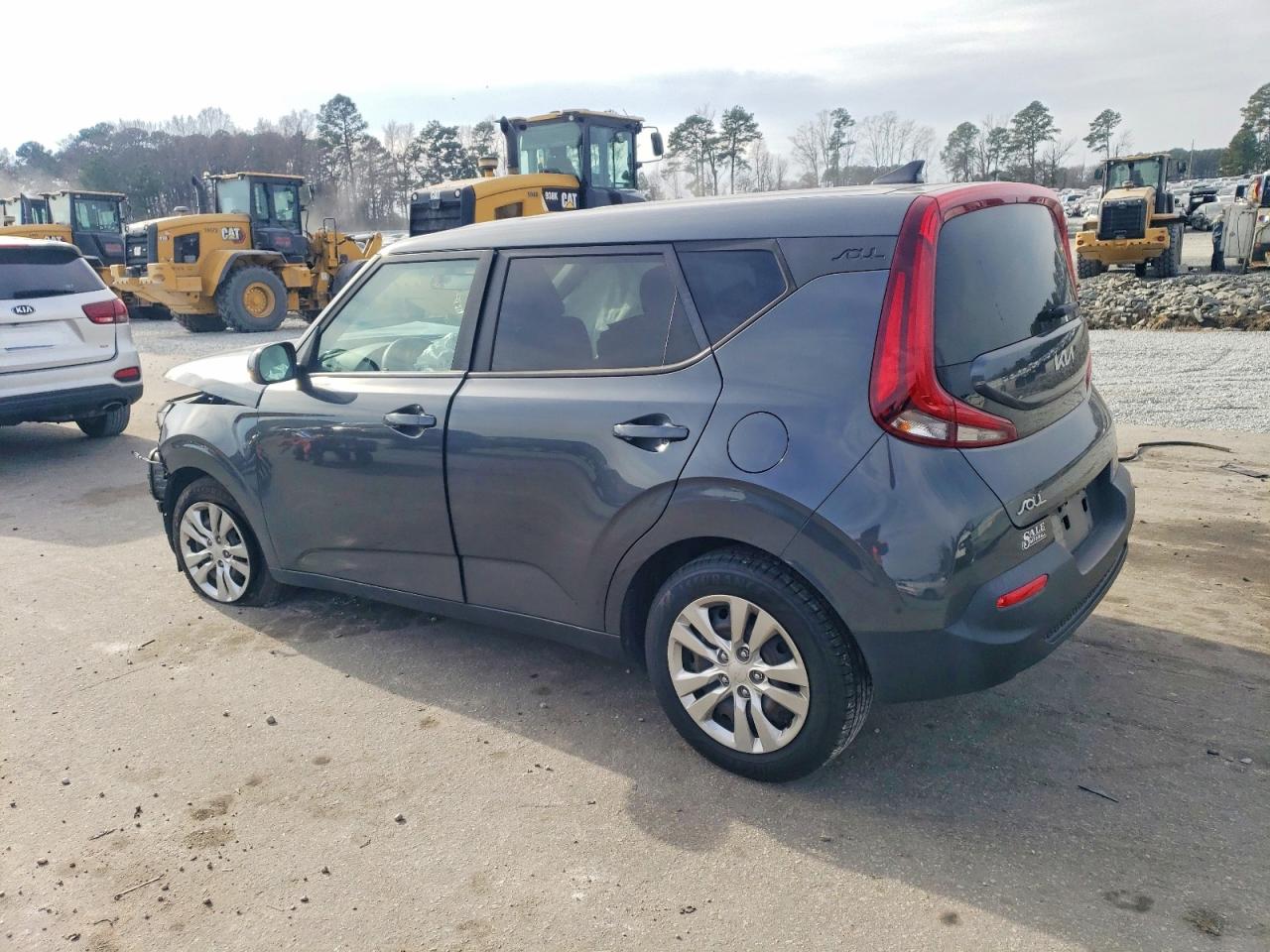 2022 KIA SOUL LX photo 2