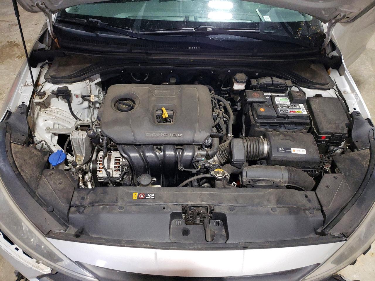 2019 HYUNDAI ELANTRA SE photo 11
