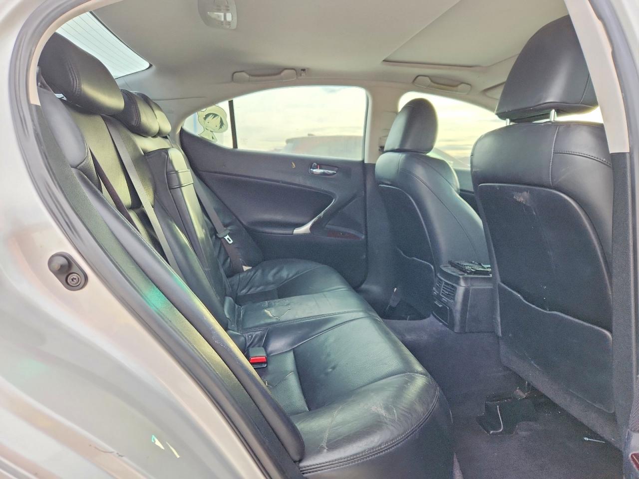 2007 LEXUS IS 250 photo 19