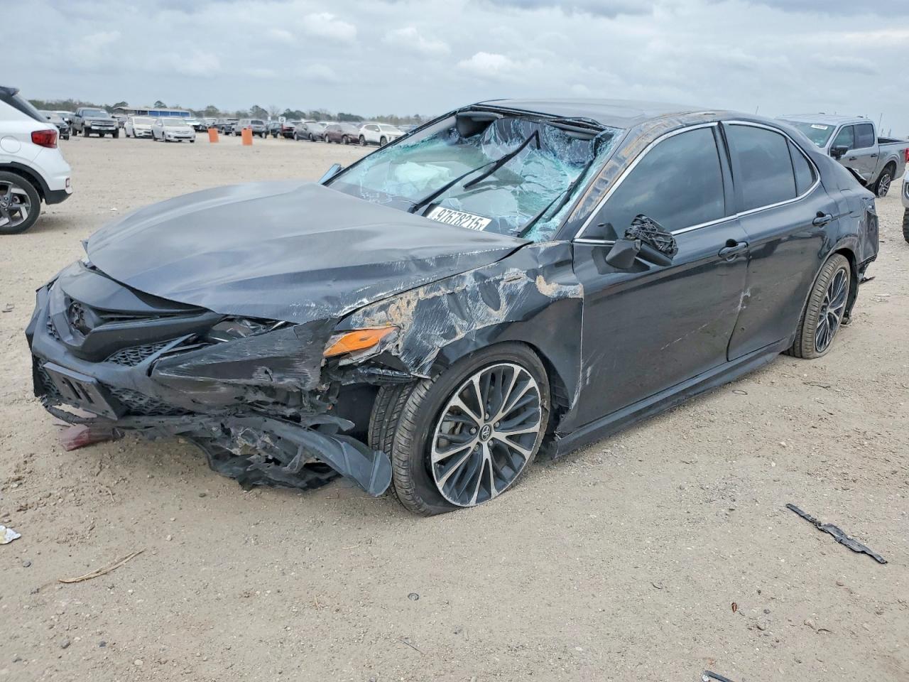 2019 TOYOTA CAMRY