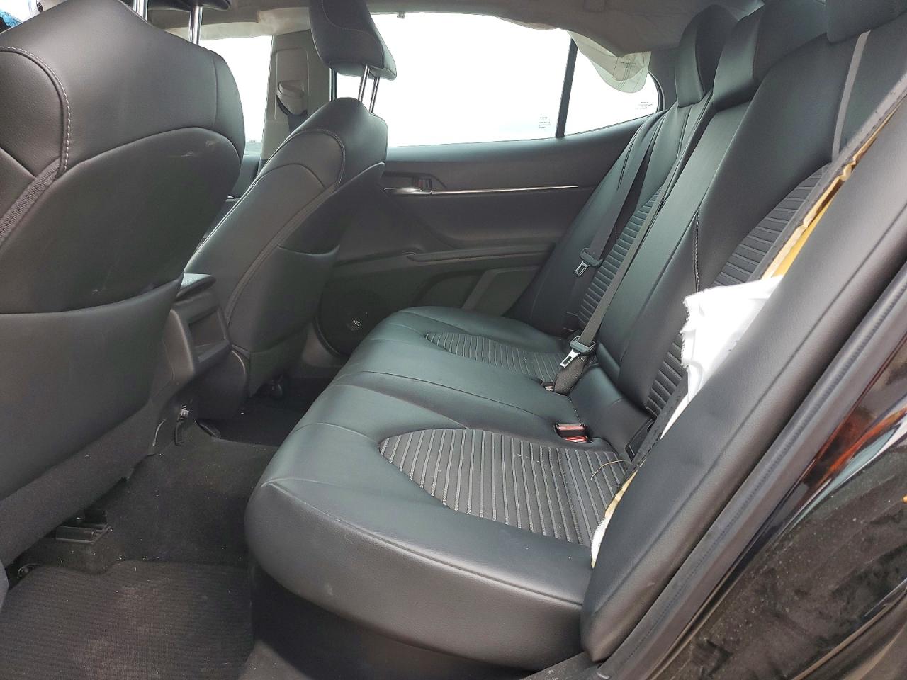 2019 TOYOTA CAMRY HYBRID photo 10