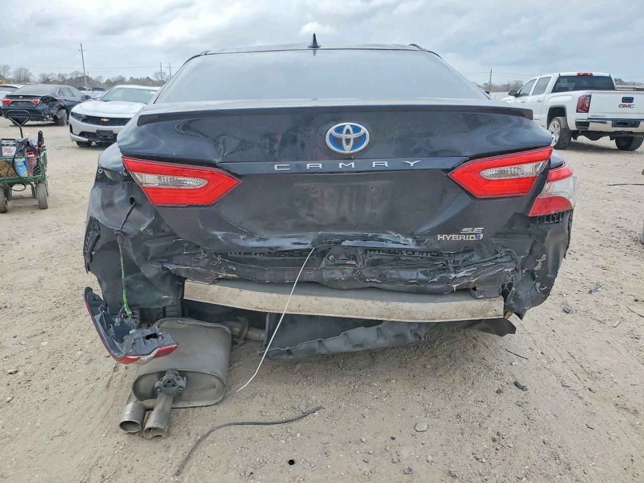 2019 TOYOTA CAMRY HYBRID photo 6