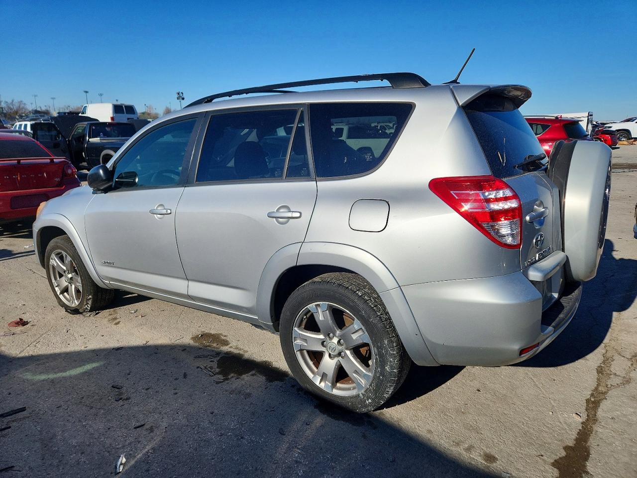 2010 TOYOTA RAV4 SPORT photo 2