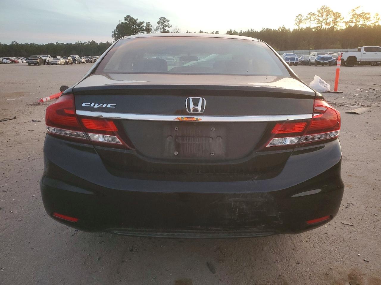 2015 HONDA CIVIC LX photo 16