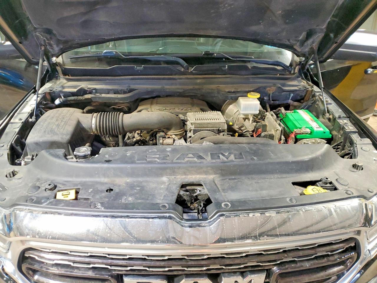 2019 RAM 1500 LIMITED photo 11
