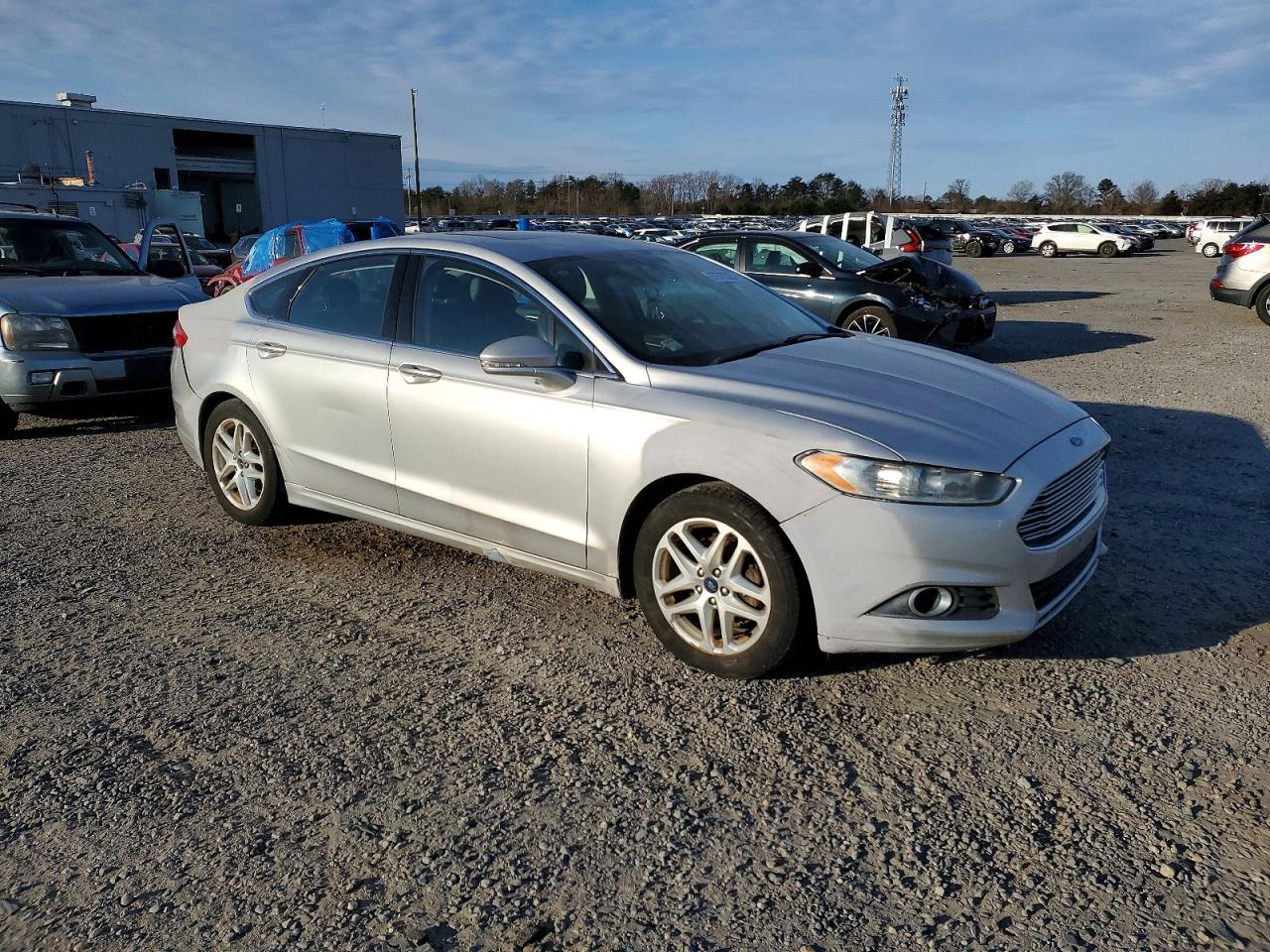2016 FORD FUSION SE photo 4