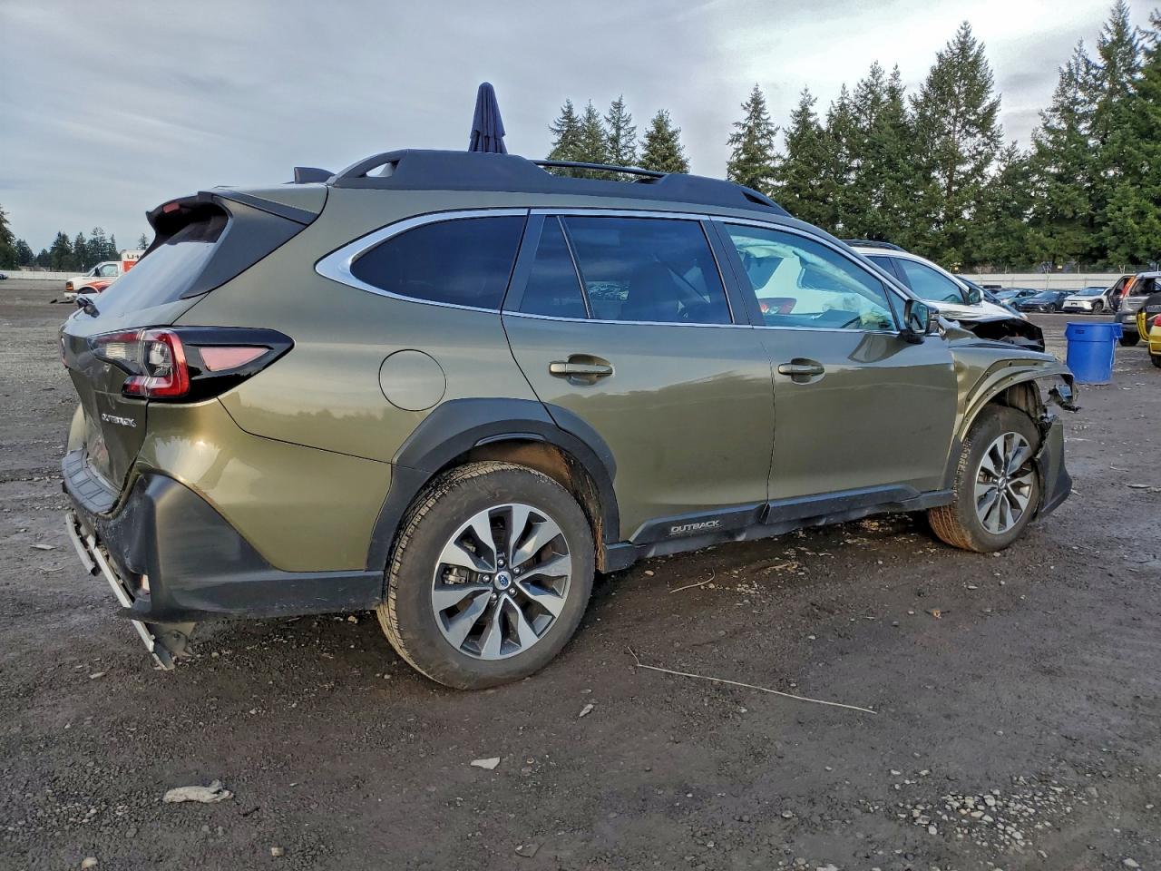 2023 SUBARU OUTBACK LIMITED photo 3