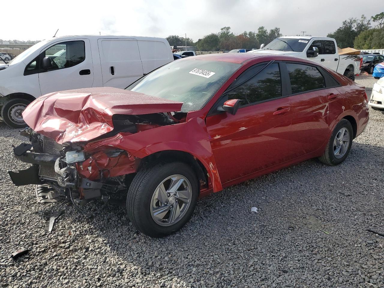 2024 HYUNDAI ELANTRA